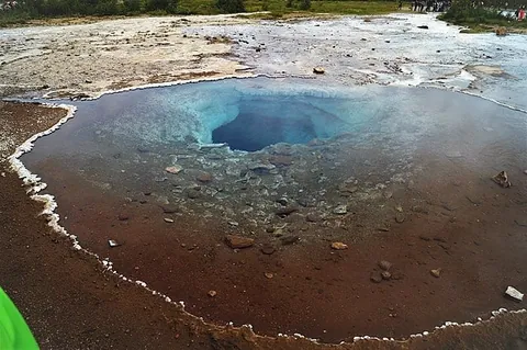 Blesi Geysir, Credit Picture : Alexander Grebenkov