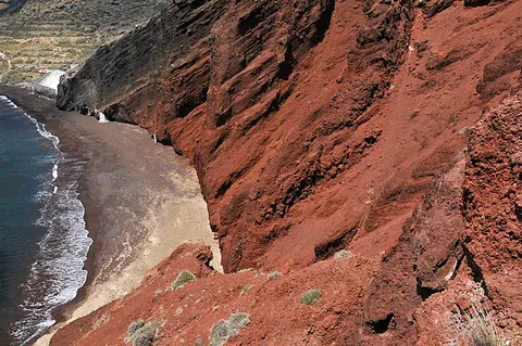 Red Beach Santorini เครดิตรูปภาพ : LAM1948