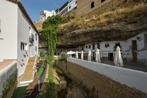 Setenil de Las Bodegas